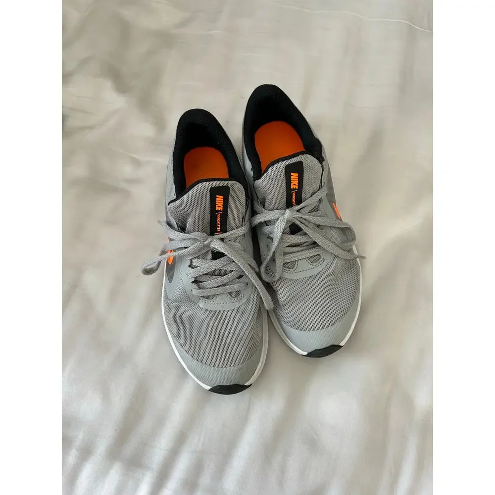 Nike grey tie sneakers size 4